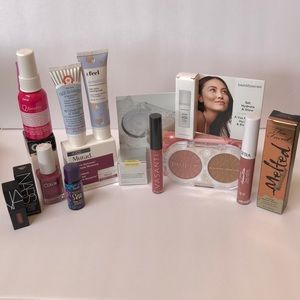 Ipsy Subscription Deluxe and Full Size Product Mix